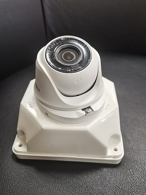 SP-BOX-130 - монтажная влагозащищенная коробка наружного исполнения для всех типов камер видеонаблюд